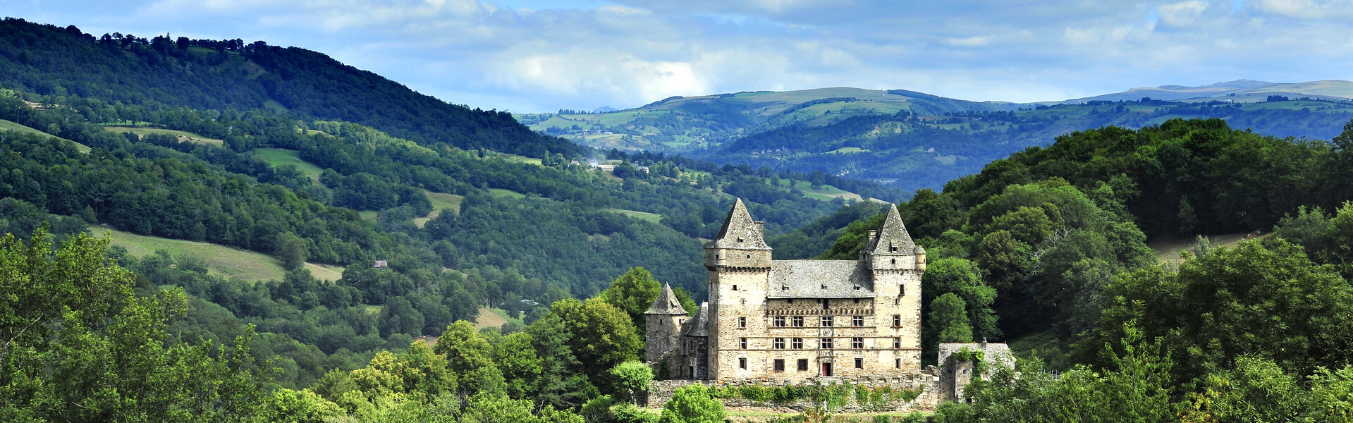 Visitez guidée Château Messilhac Cantal Aveyron
